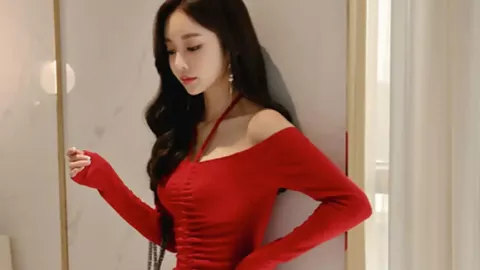 黑熊袭击饲养员